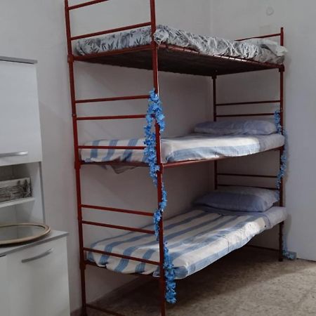 הוילה ליצאנו Casa Vacanza Nonna Emma מראה חיצוני תמונה