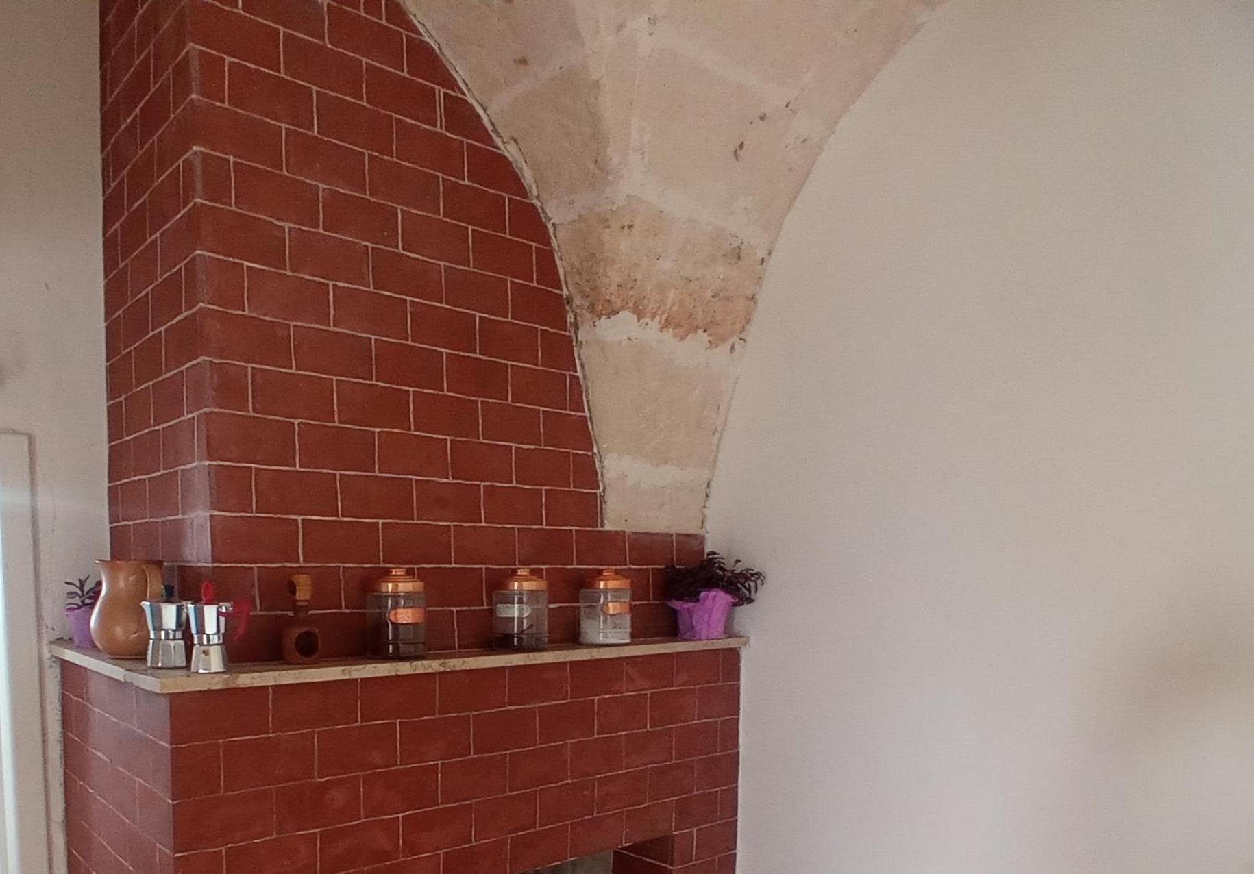 הוילה ליצאנו Casa Vacanza Nonna Emma מראה חיצוני תמונה